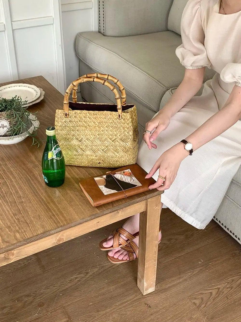 Bolsa de Praia Lilian de Palha com alça em Bambu Maritima Moda Praia 